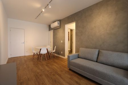 Sala de apartamento para alugar com 2 quartos, 77m² em Vila Mariana, São Paulo