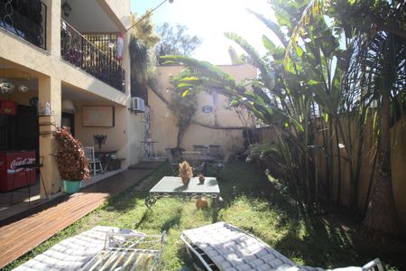 Casa à venda com 350m², 4 quartos e 4 vagas Casa à venda com 350m², 4 quartos e 4 vagasQuintal Gourmet