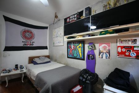 Casa à venda com 350m², 4 quartos e 4 vagas Casa à venda com 350m², 4 quartos e 4 vagasQuarto 2