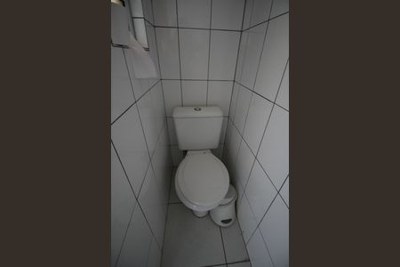 Casa à venda com 350m², 4 quartos e 4 vagas Casa à venda com 350m², 4 quartos e 4 vagasBanheiro de Serviço 2