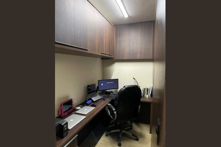 Casa à venda com 253m², 4 quartos e 4 vagas