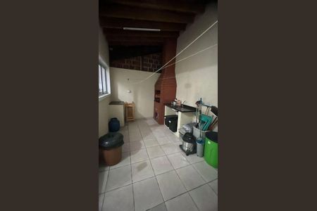 Casa à venda com 253m², 4 quartos e 4 vagas