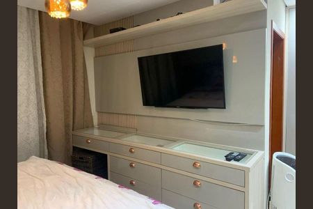 Casa à venda com 253m², 4 quartos e 4 vagas