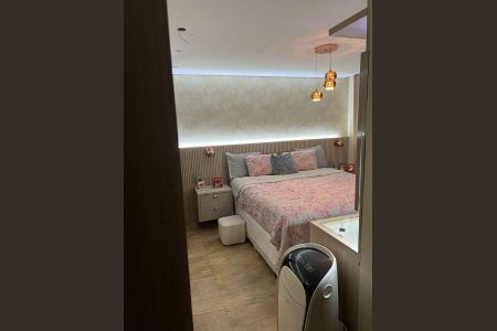 Casa à venda com 253m², 4 quartos e 4 vagas