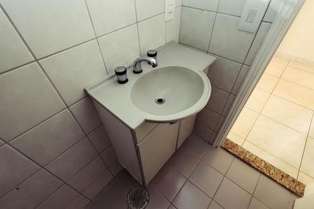Apartamento para alugar com 76m², 3 quartos e 2 vagasBanheiro Social