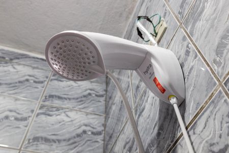 Casa para alugar com 75m², 2 quartos e 2 vagas Casa para alugar com 75m², 2 quartos e 2 vagasBanheiro Social