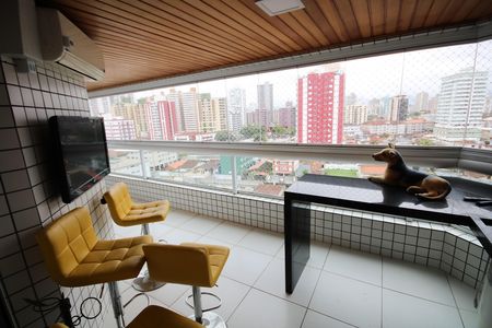 Apartamento para alugar com 110m², 3 quartos e 2 vagas Apartamento para alugar com 110m², 3 quartos e 2 vagasVaranda