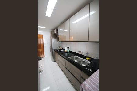 Apartamento para alugar com 110m², 3 quartos e 2 vagas Apartamento para alugar com 110m², 3 quartos e 2 vagasCozinha