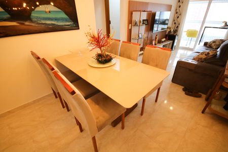 Apartamento para alugar com 110m², 3 quartos e 2 vagas Apartamento para alugar com 110m², 3 quartos e 2 vagasSala