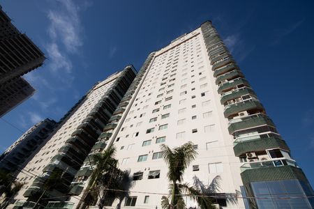Apartamento para alugar com 110m², 3 quartos e 2 vagas Apartamento para alugar com 110m², 3 quartos e 2 vagasFachada