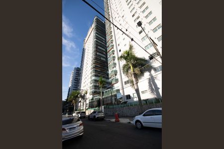 Apartamento para alugar com 110m², 3 quartos e 2 vagas Apartamento para alugar com 110m², 3 quartos e 2 vagasFachada