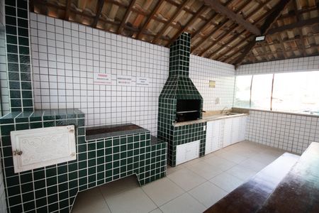 Apartamento para alugar com 110m², 3 quartos e 2 vagas Apartamento para alugar com 110m², 3 quartos e 2 vagasÁrea comum - Churrasqueira