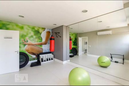 Apartamento à venda com 70m², 2 quartos e 2 vagasÁrea comum - Academia