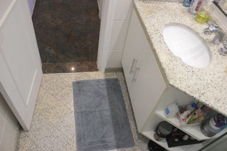 Apartamento à venda com 67m², 2 quartos e 1 vagaBanheiro