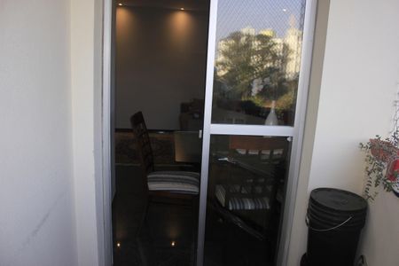 Apartamento à venda com 67m², 2 quartos e 1 vagaVaranda