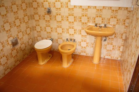 Casa para alugar com 140m², 3 quartos e 4 vagas Casa para alugar com 140m², 3 quartos e 4 vagasBanheiro