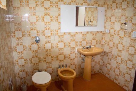 Casa para alugar com 140m², 3 quartos e 4 vagas Casa para alugar com 140m², 3 quartos e 4 vagasBanheiro