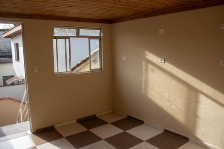 Casa para alugar com 140m², 3 quartos e 4 vagas Casa para alugar com 140m², 3 quartos e 4 vagasEdícula