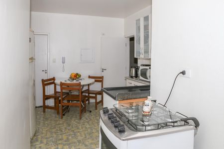 Apartamento à venda com 89m², 2 quartos e 1 vaga Apartamento à venda com 89m², 2 quartos e 1 vagaCozinha