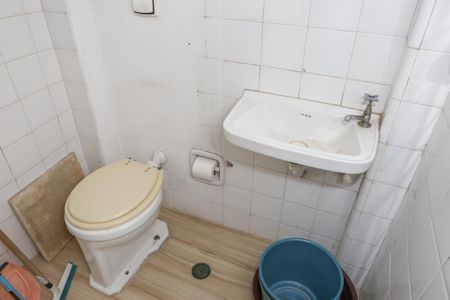 Apartamento à venda com 89m², 2 quartos e 1 vaga Apartamento à venda com 89m², 2 quartos e 1 vagaBanheiro de serviço