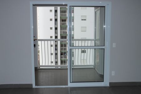 Sala de casa para alugar com 2 quartos, 82m² em Parque Esplanada do Embu, Embu das Artes