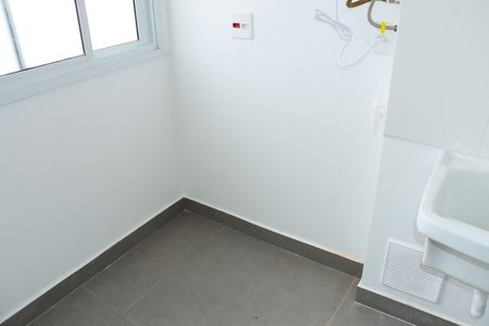 Casa para alugar com 82m², 2 quartos e 1 vagaÁrea de Serviço