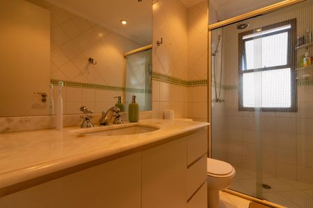 Apartamento para alugar com 143m², 4 quartos e 3 vagasBanheiro 2