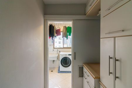 Apartamento para alugar com 143m², 4 quartos e 3 vagasQuarto de Serviço