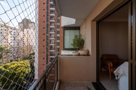 Apartamento para alugar com 143m², 4 quartos e 3 vagasVaranda