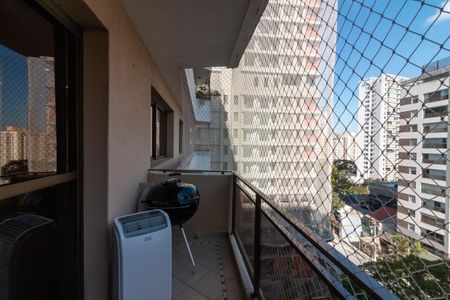 Apartamento para alugar com 143m², 4 quartos e 3 vagasVaranda