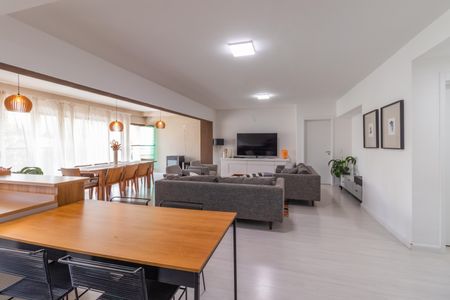 Apartamento para alugar com 180m², 4 quartos e 4 vagasSala