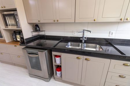 Apartamento para alugar com 180m², 4 quartos e 4 vagasCozinha