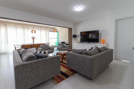 Apartamento para alugar com 180m², 4 quartos e 4 vagasSala