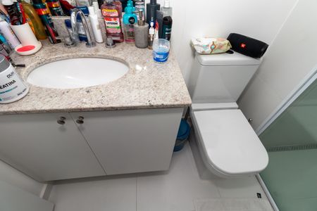 Apartamento para alugar com 180m², 4 quartos e 4 vagasBanheiro da Suíte 4