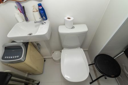 Apartamento para alugar com 180m², 4 quartos e 4 vagasBanheiro de Serviço