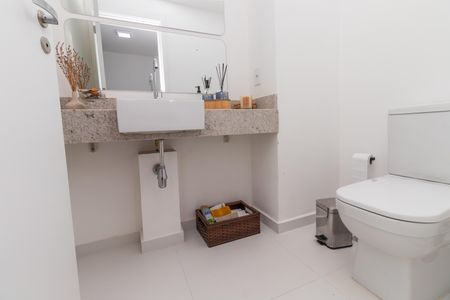 Apartamento para alugar com 180m², 4 quartos e 4 vagasLavabo