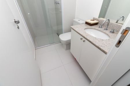 Apartamento para alugar com 180m², 4 quartos e 4 vagasBanheiro da Suíte 3
