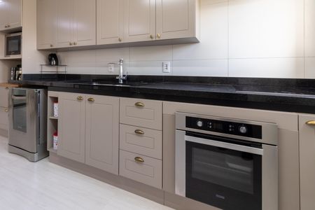 Apartamento para alugar com 180m², 4 quartos e 4 vagasCozinha