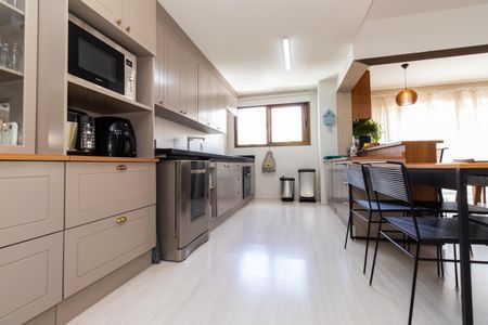 Apartamento para alugar com 180m², 4 quartos e 4 vagasCozinha