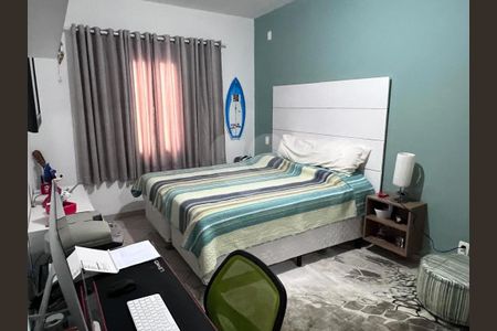 Casa à venda com 2 quartos, 147m² em Vila Santo Estefano, São Paulo