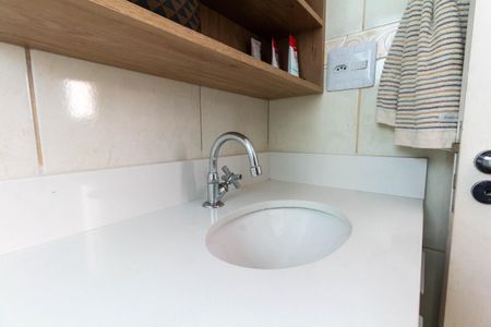 Apartamento à venda com 78m², 3 quartos e 2 vagasBanheiro 1