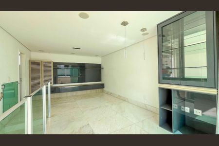 Apartamento à venda com 210m², 4 quartos e 3 vagas