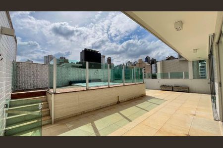 Apartamento à venda com 210m², 4 quartos e 3 vagas