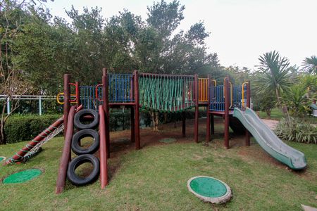 Apartamento à venda com 272m², 3 quartos e 3 vagasÁrea comum - Playground