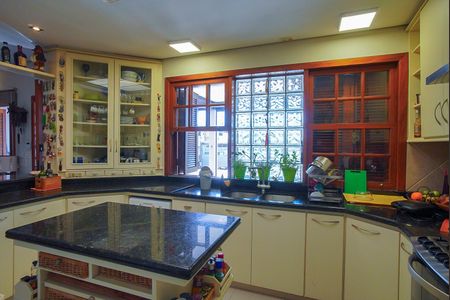 Casa à venda com 275m², 3 quartos e 5 vagasCozinha