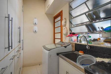 Casa à venda com 275m², 3 quartos e 5 vagasÁrea de Serviço