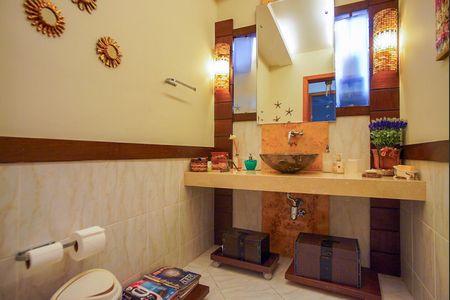 Casa à venda com 275m², 3 quartos e 5 vagasLavabo