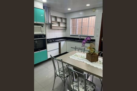 Casa à venda com 186m², 5 quartos e 2 vagas