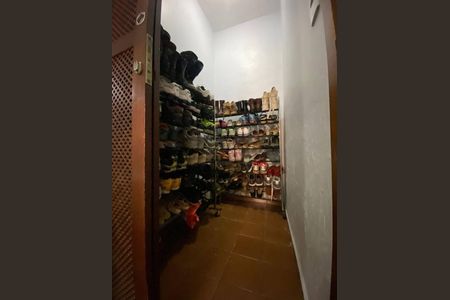 Casa à venda com 186m², 5 quartos e 2 vagas