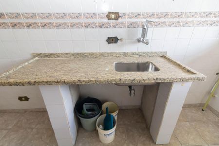 Apartamento à venda com 62m², 2 quartos e 1 vaga Apartamento à venda com 62m², 2 quartos e 1 vagaCozinha e Área de Serviço